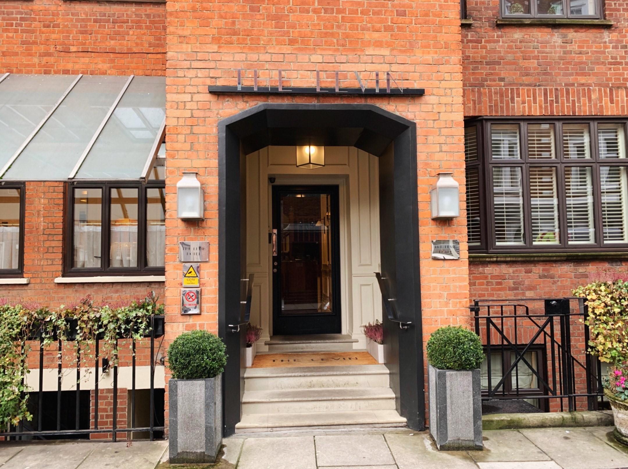 The Capital Hotel, & Townhouse 5* Londra