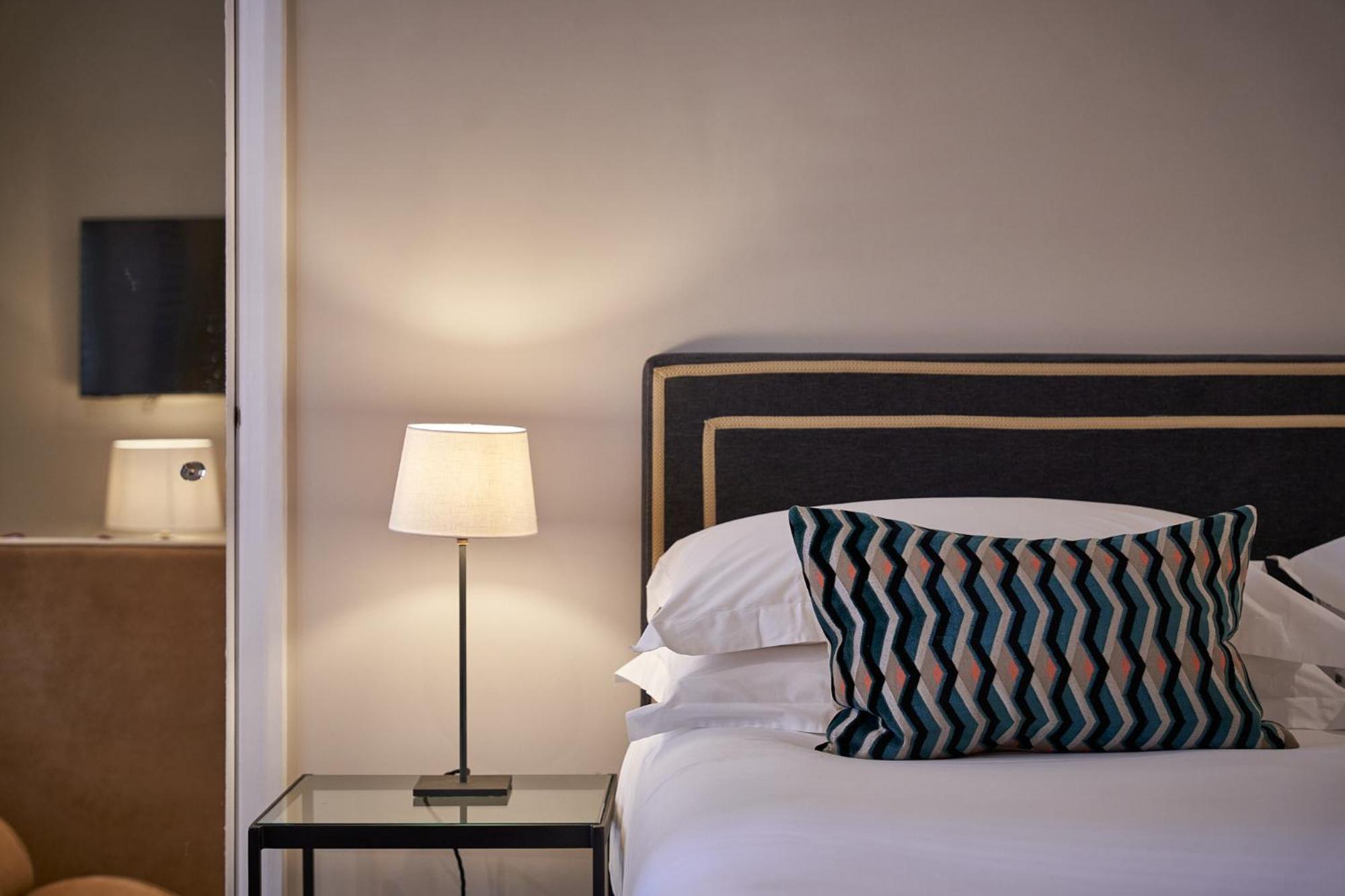 The Capital Hotel, & Townhouse Hotel Londra